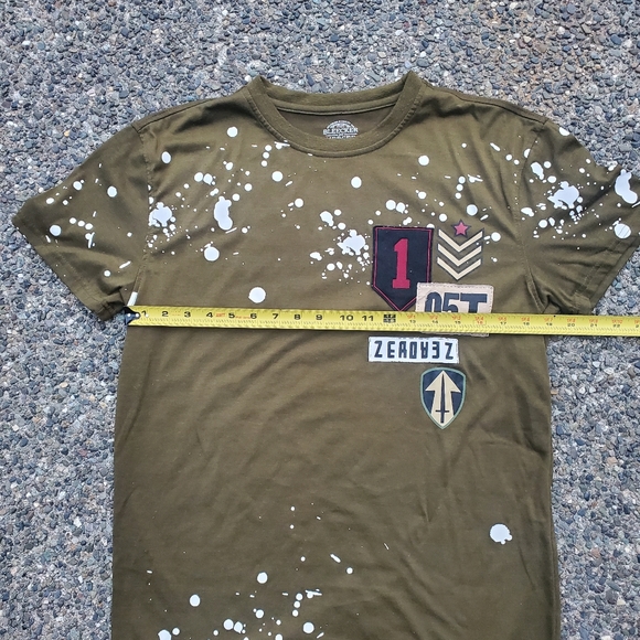 Bleecker and Mercer Green Patchwork T-shirt Size Large - Picture 5 of 10